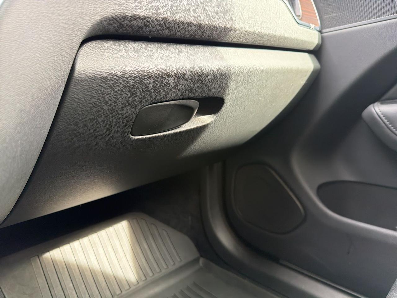 2023 Volvo XC60 B5 Plus Dark Theme Bend OR