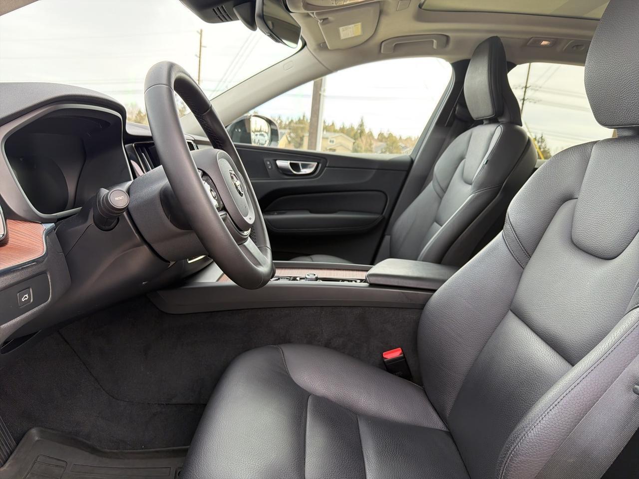 2023 Volvo XC60 B5 Plus Dark Theme Bend OR