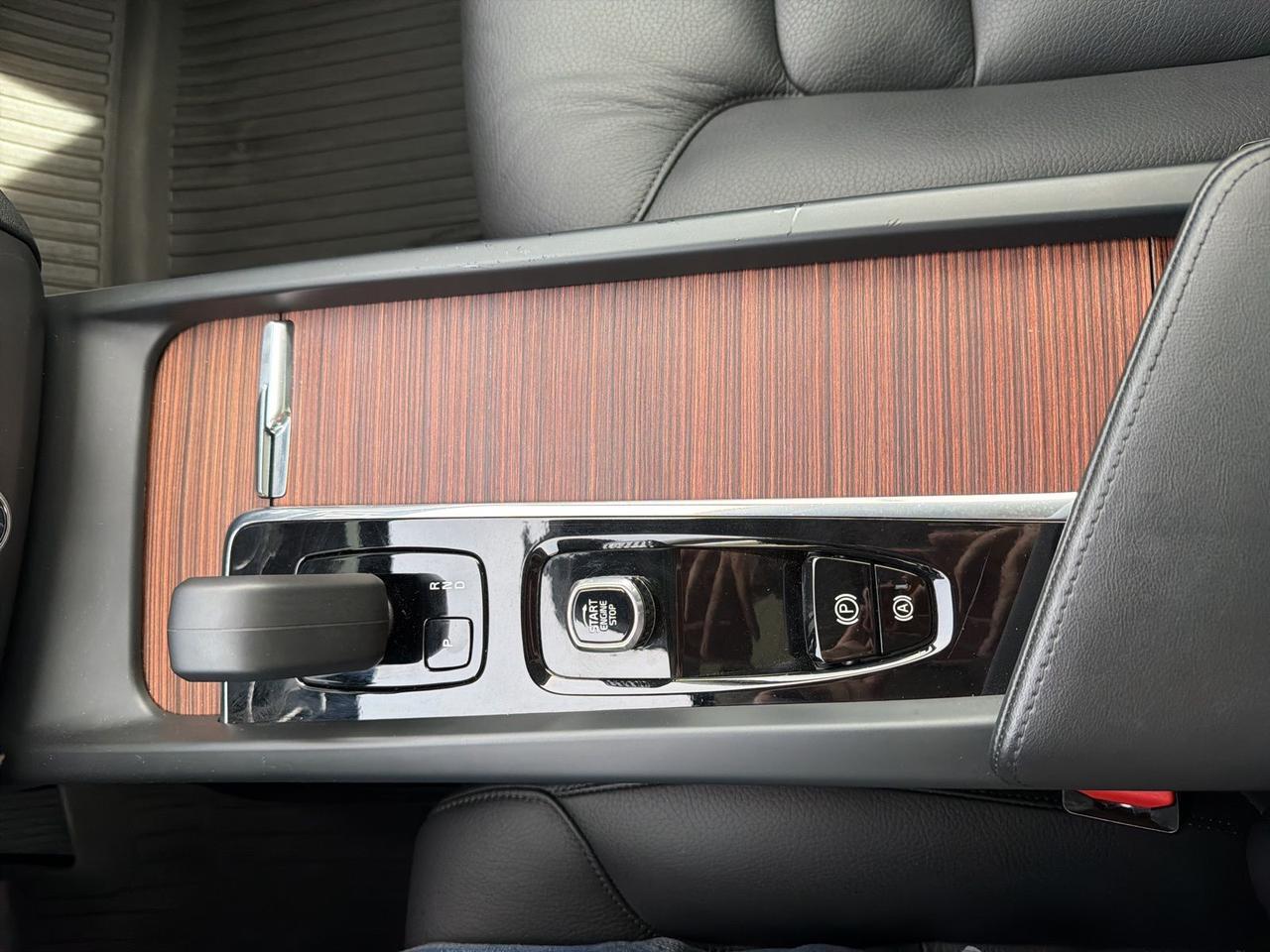 2023 Volvo XC60 B5 Plus Dark Theme Bend OR