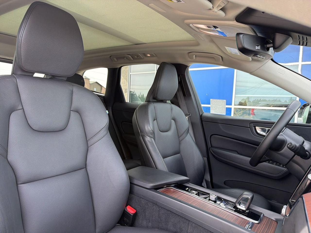 2023 Volvo XC60 B5 Plus Dark Theme Bend OR