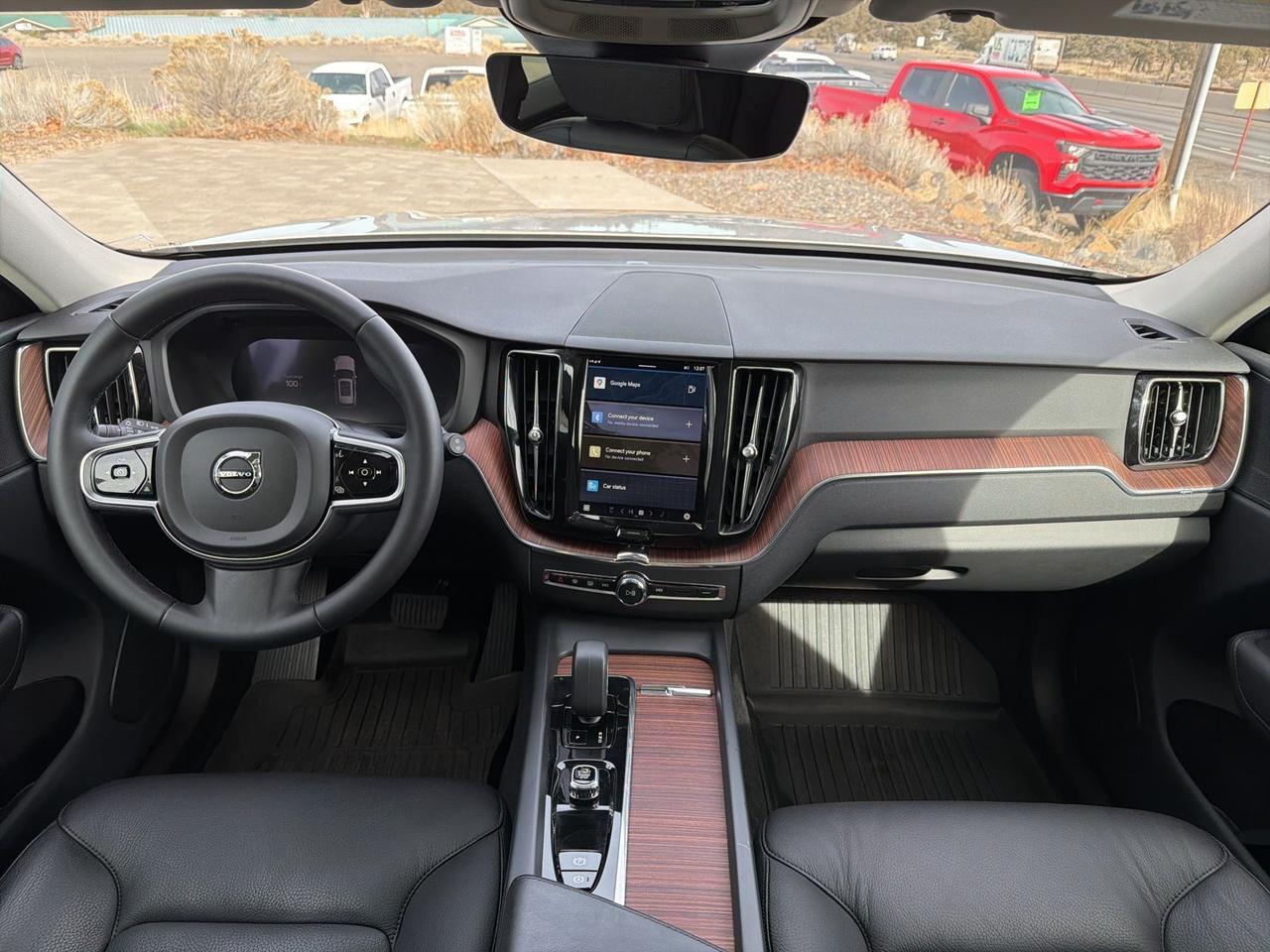 2023 Volvo XC60 B5 Plus Dark Theme Bend OR