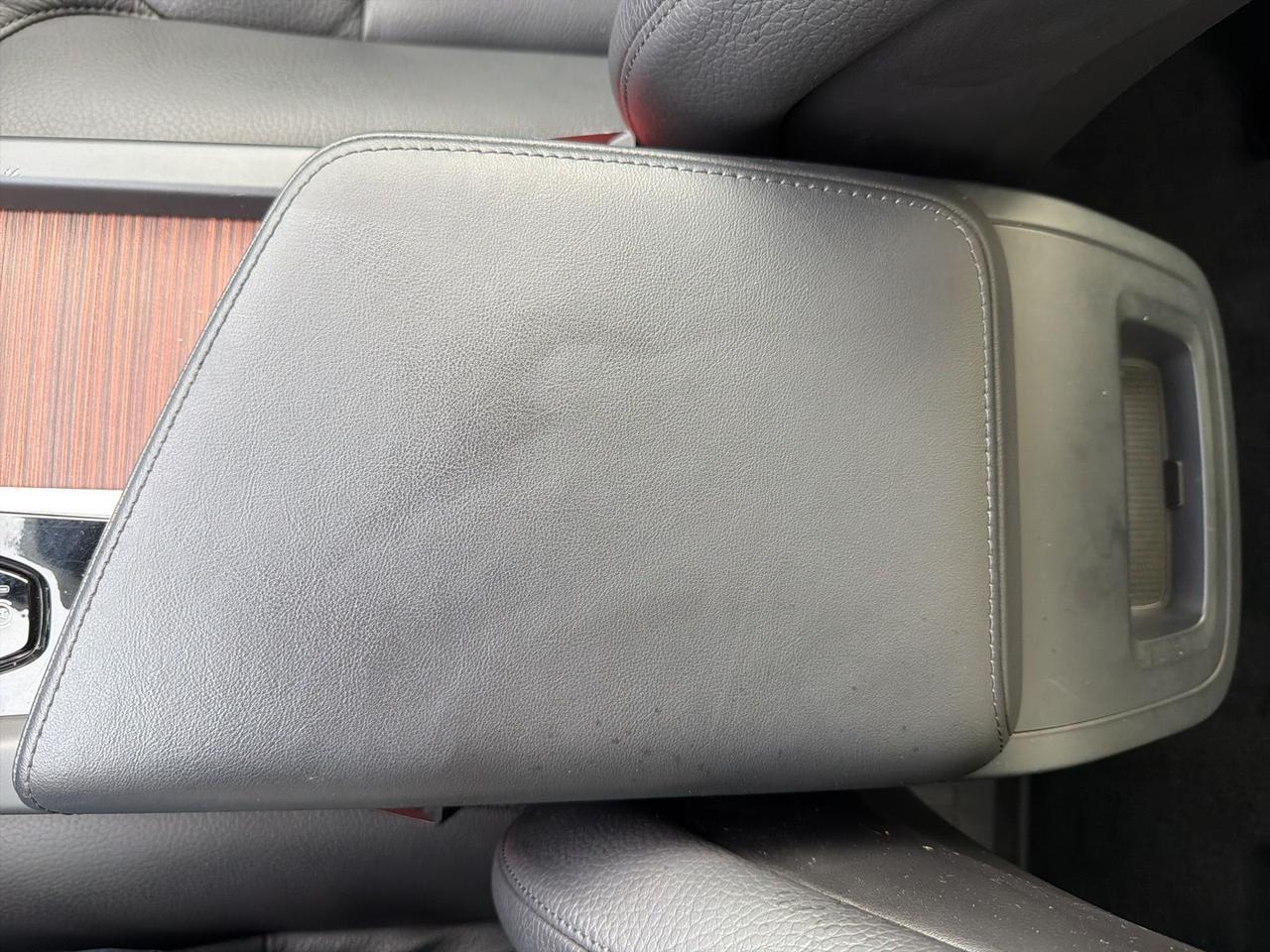 2023 Volvo XC60 B5 Plus Dark Theme Bend OR