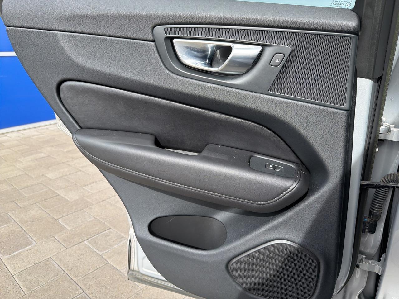 2023 Volvo XC60 B5 Plus Dark Theme Bend OR