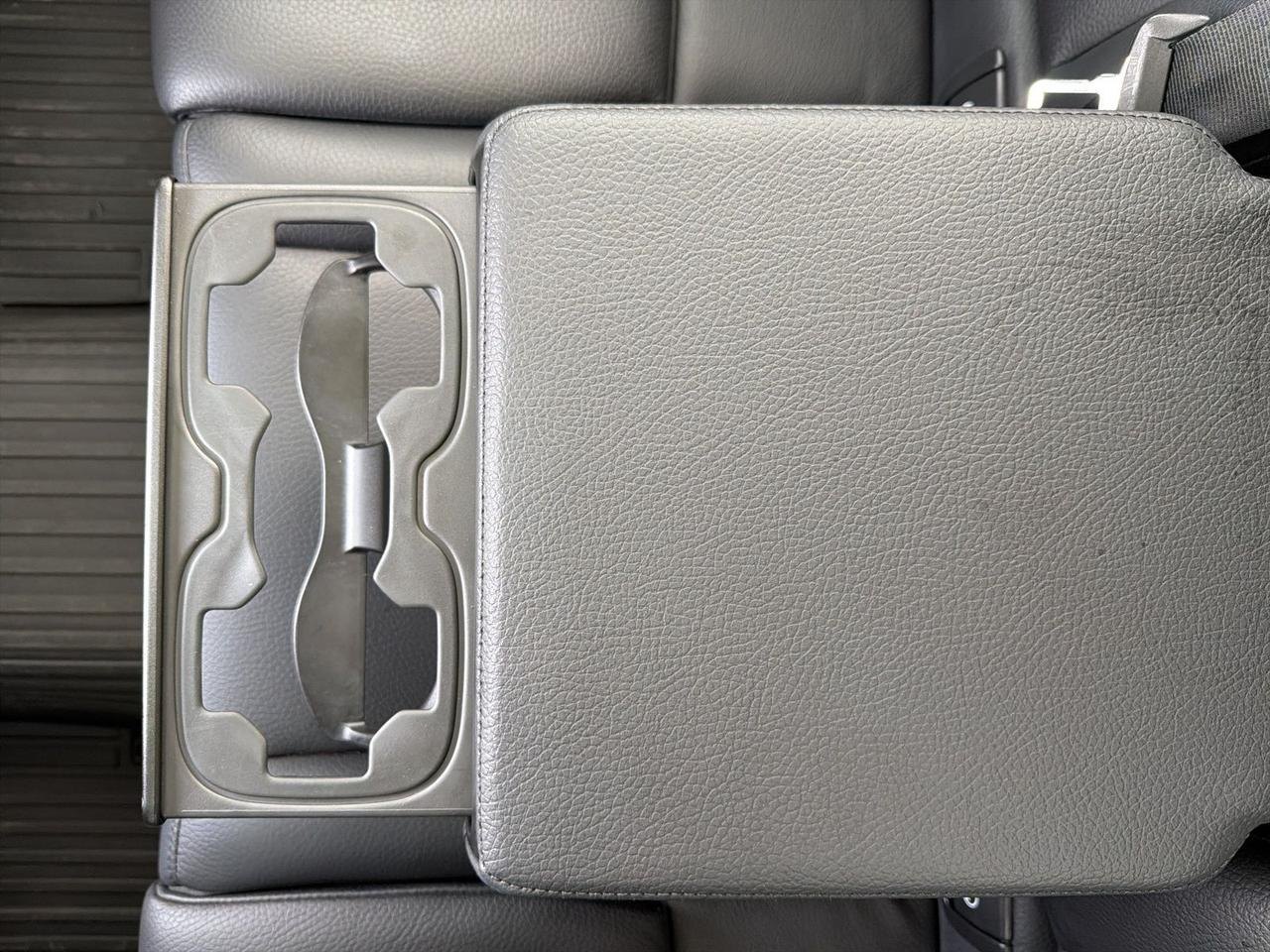 2023 Volvo XC60 B5 Plus Dark Theme Bend OR