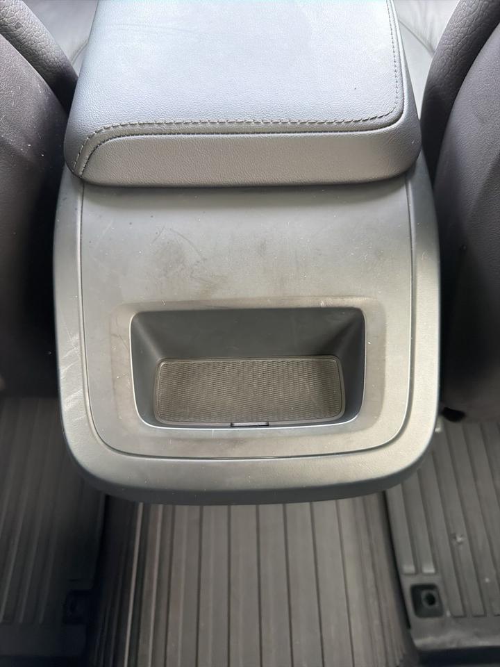 2023 Volvo XC60 B5 Plus Dark Theme Bend OR