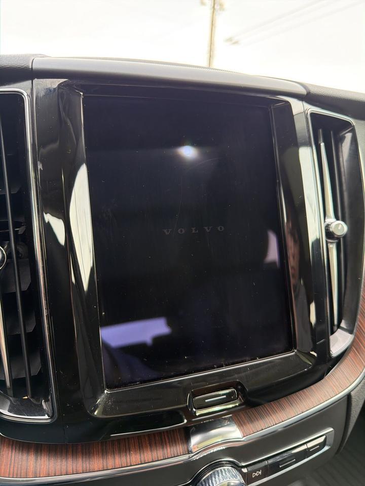 2023 Volvo XC60 B5 Plus Dark Theme Bend OR