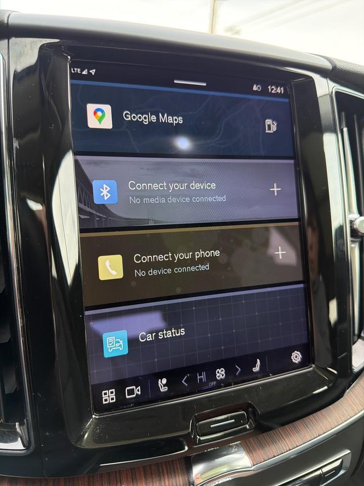 2023 Volvo XC60 B5 Plus Dark Theme Bend OR