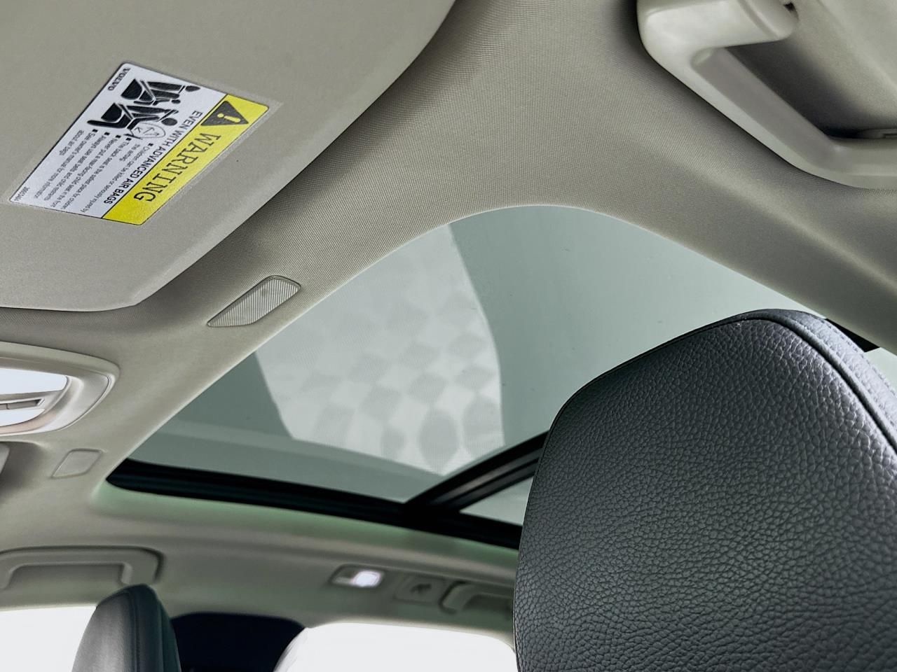 2023 Volvo XC60 B5 Plus Dark Theme Tacoma WA