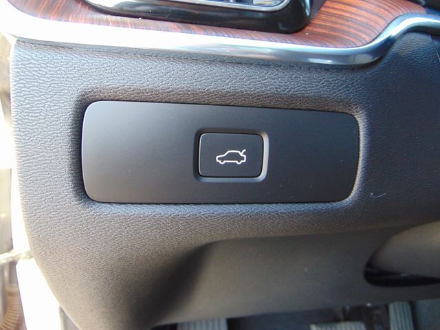 2023 Volvo XC60 B5 Ultimate Bright Theme Santa Fe NM