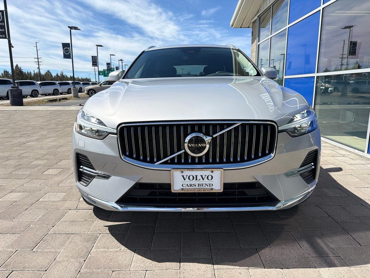 2023 Volvo XC60 B5 Ultimate Bright Theme Bend OR