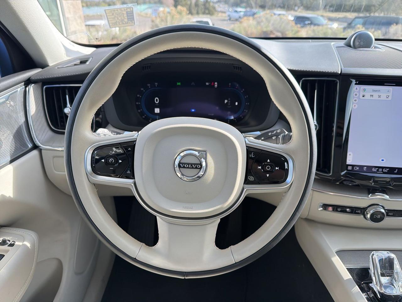 2023 Volvo XC60 B5 Ultimate Bright Theme Bend OR
