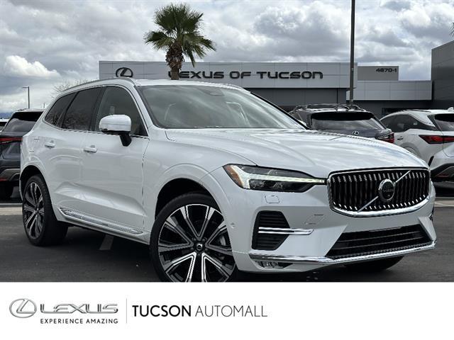 2023 Volvo XC60 B5 Ultimate Bright Theme