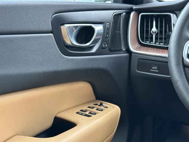 2023 Volvo XC60 B5 Ultimate Bright Theme Tucson AZ