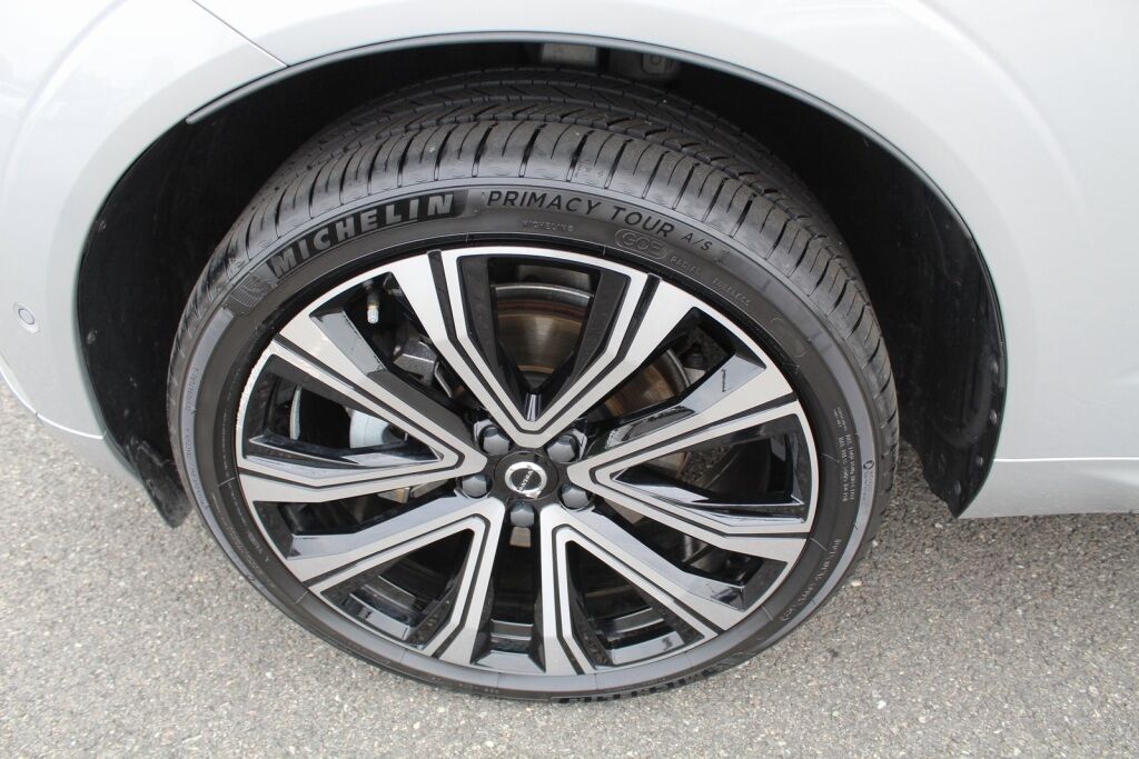 2023 Volvo XC60 B5 Ultimate Bright Theme Richmond VA