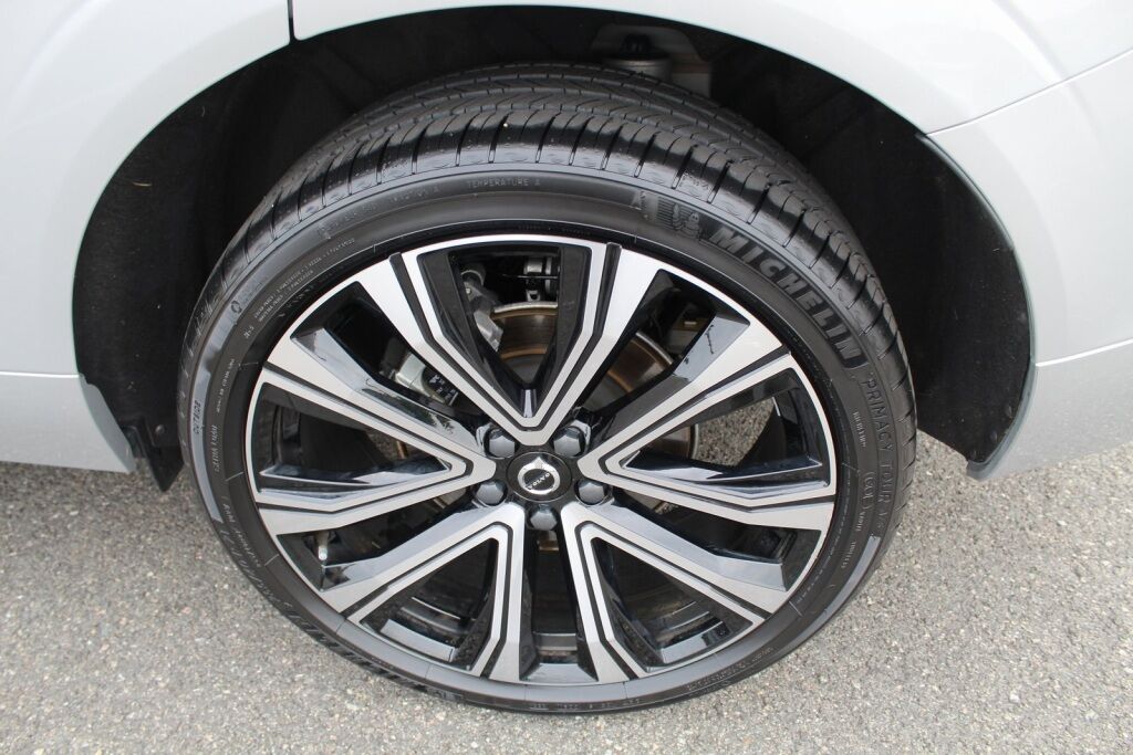 2023 Volvo XC60 B5 Ultimate Bright Theme Richmond VA