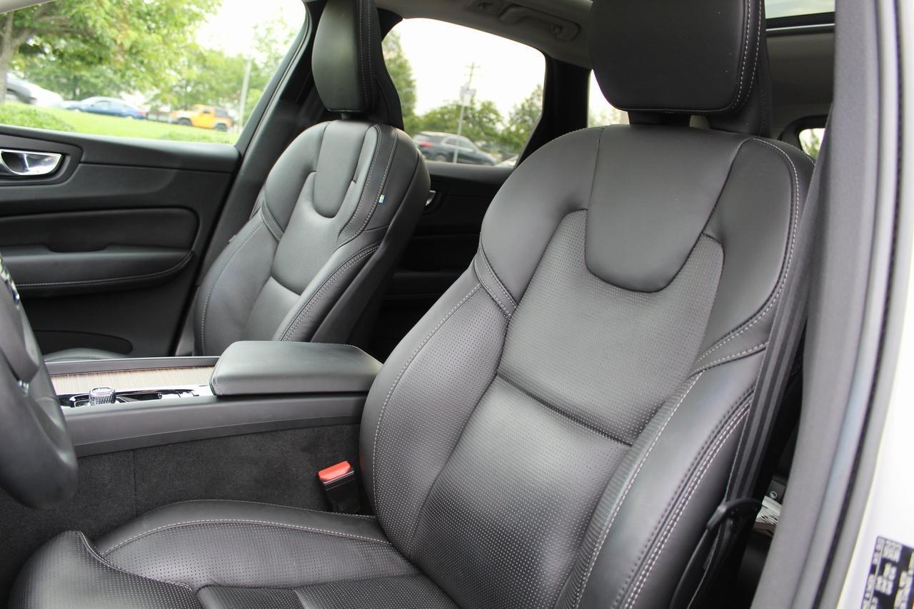 2023 Volvo XC60 B5 Ultimate Bright Theme Warrenton VA