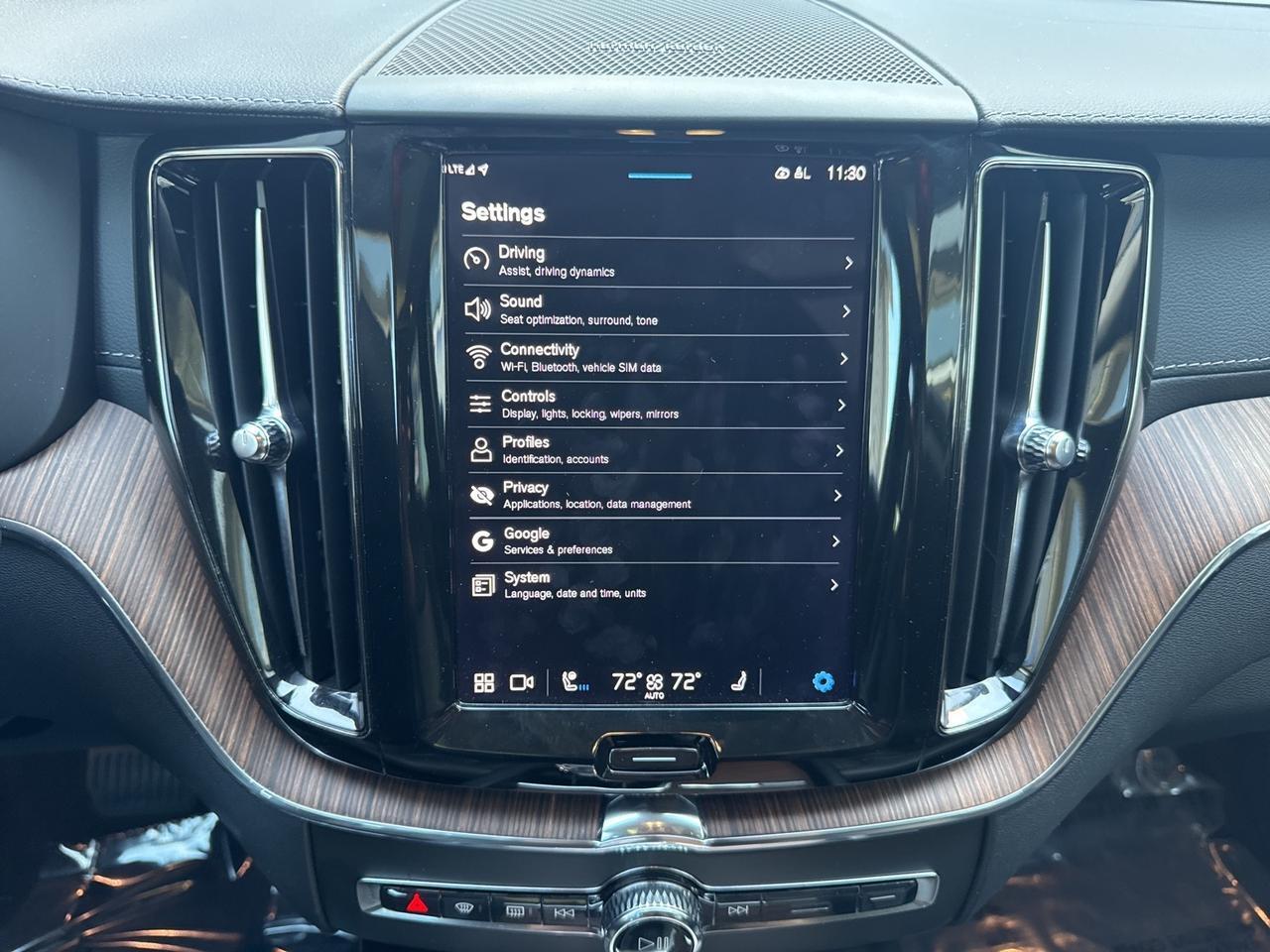 2023 Volvo XC60 B5 Ultimate Bright Theme Warrenton VA
