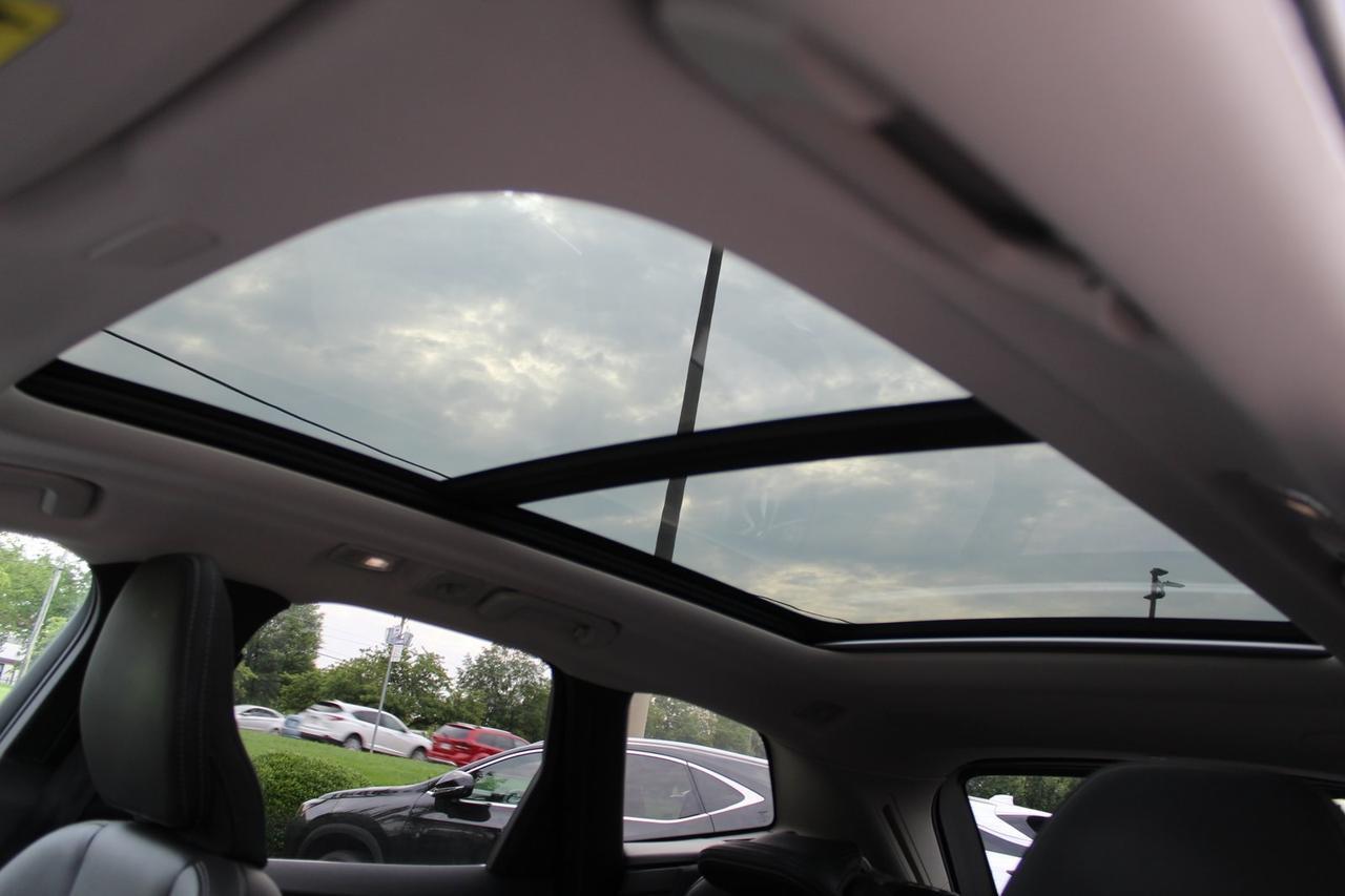 2023 Volvo XC60 B5 Ultimate Bright Theme Warrenton VA