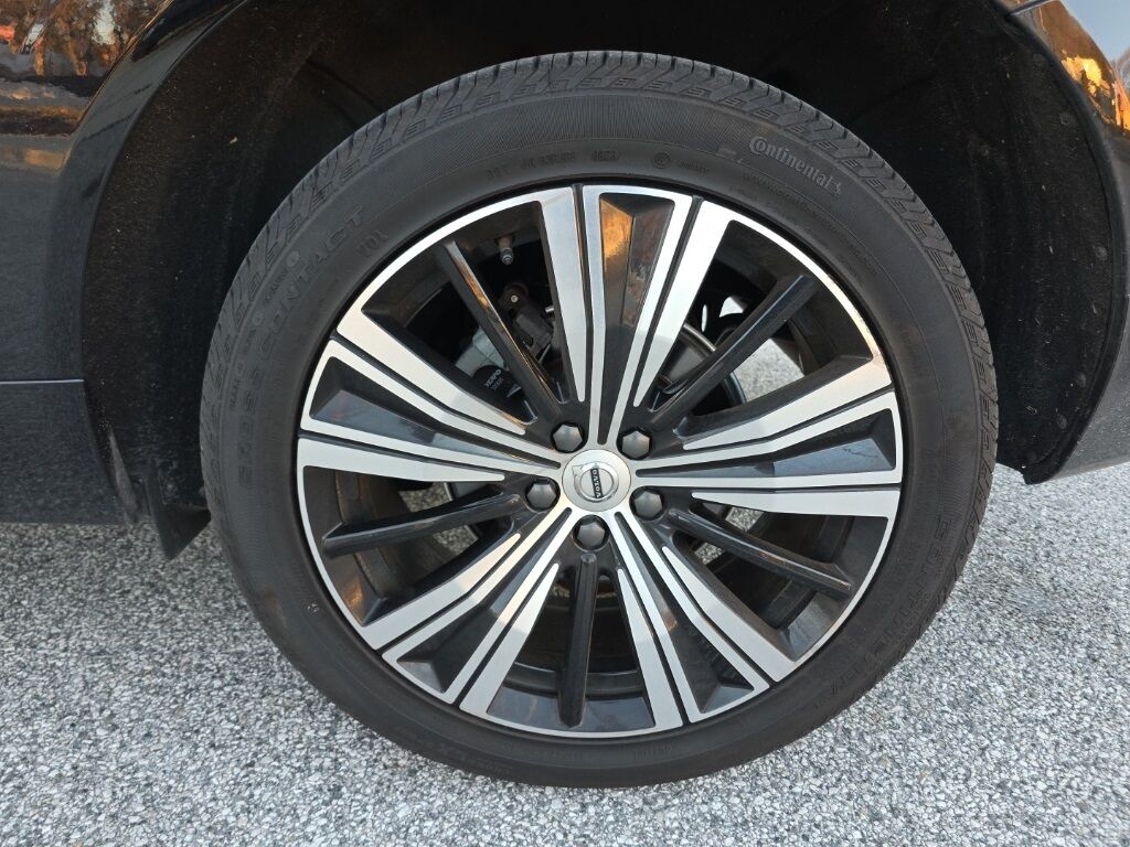 2023 Volvo XC60 B5 Ultimate Bright Theme Hunt Valley MD