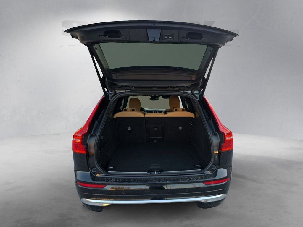 2023 Volvo XC60 B5 Ultimate Bright Theme Hunt Valley MD