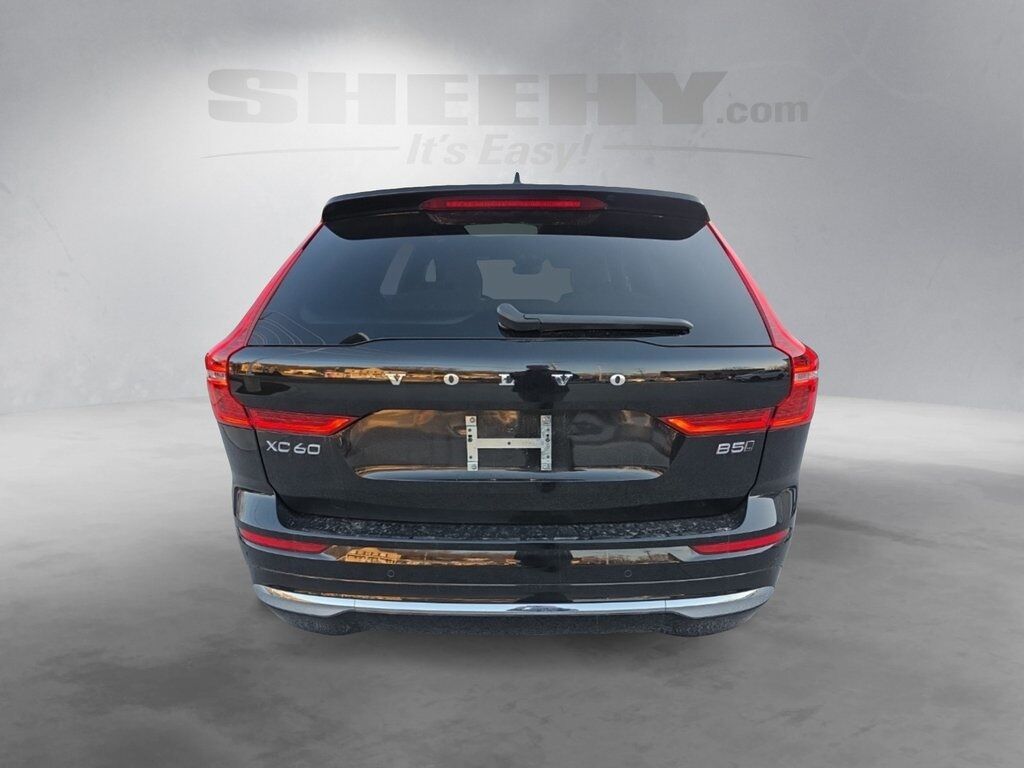 2023 Volvo XC60 B5 Ultimate Bright Theme Hunt Valley MD