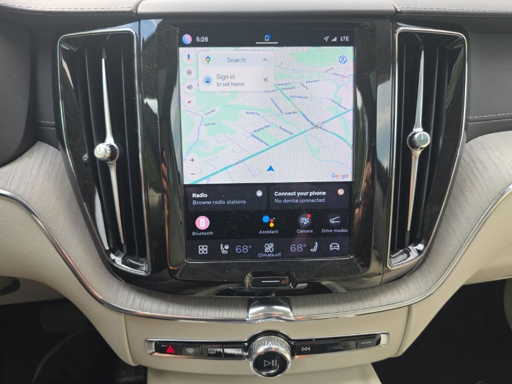 2023 Volvo XC60 B5 Ultimate Bright Theme Hunt Valley MD