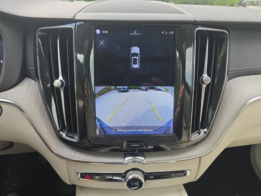 2023 Volvo XC60 B5 Ultimate Bright Theme Hunt Valley MD