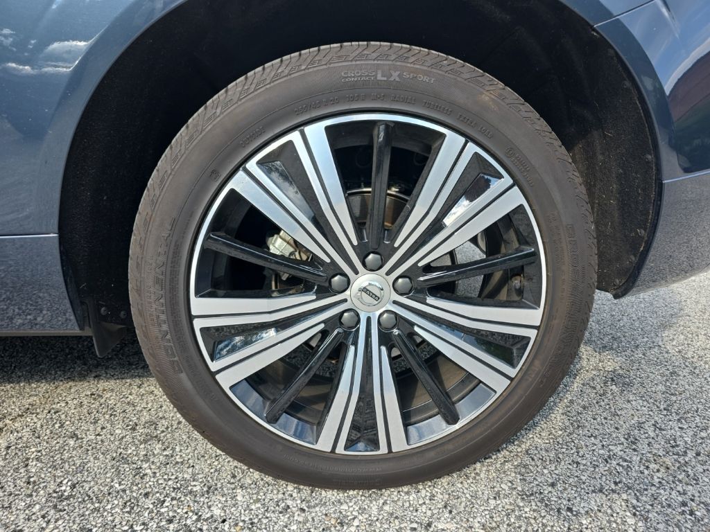 2023 Volvo XC60 B5 Ultimate Bright Theme Hunt Valley MD