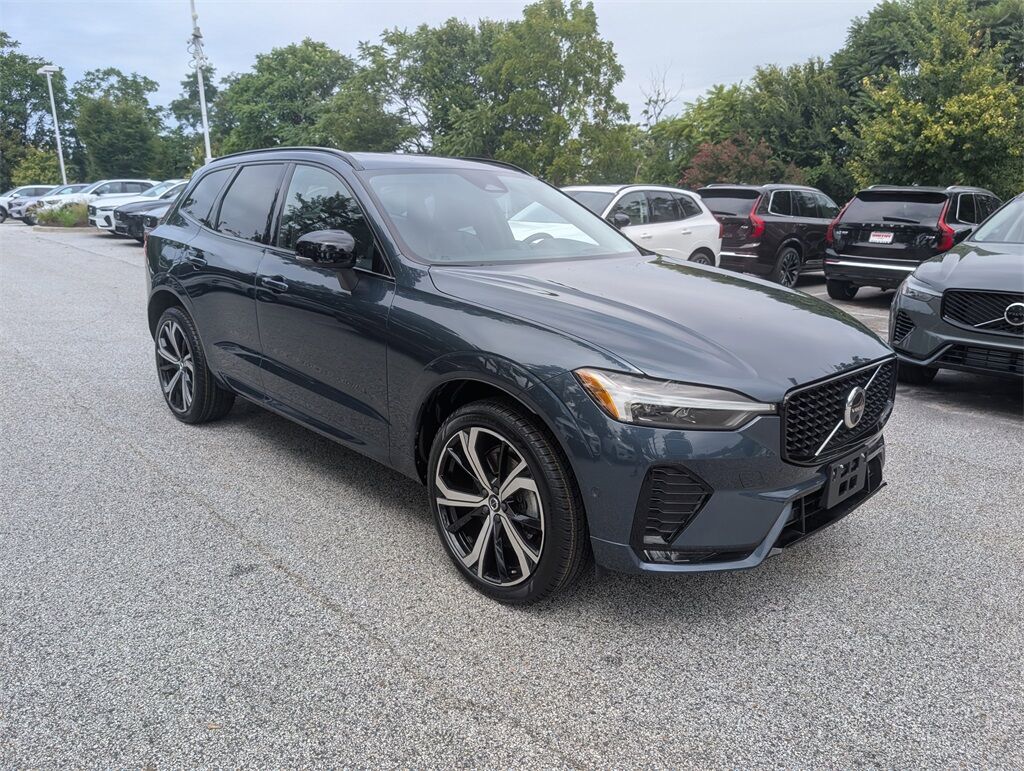 2023 Volvo XC60 B5 Ultimate Dark Theme Cockeysville MD