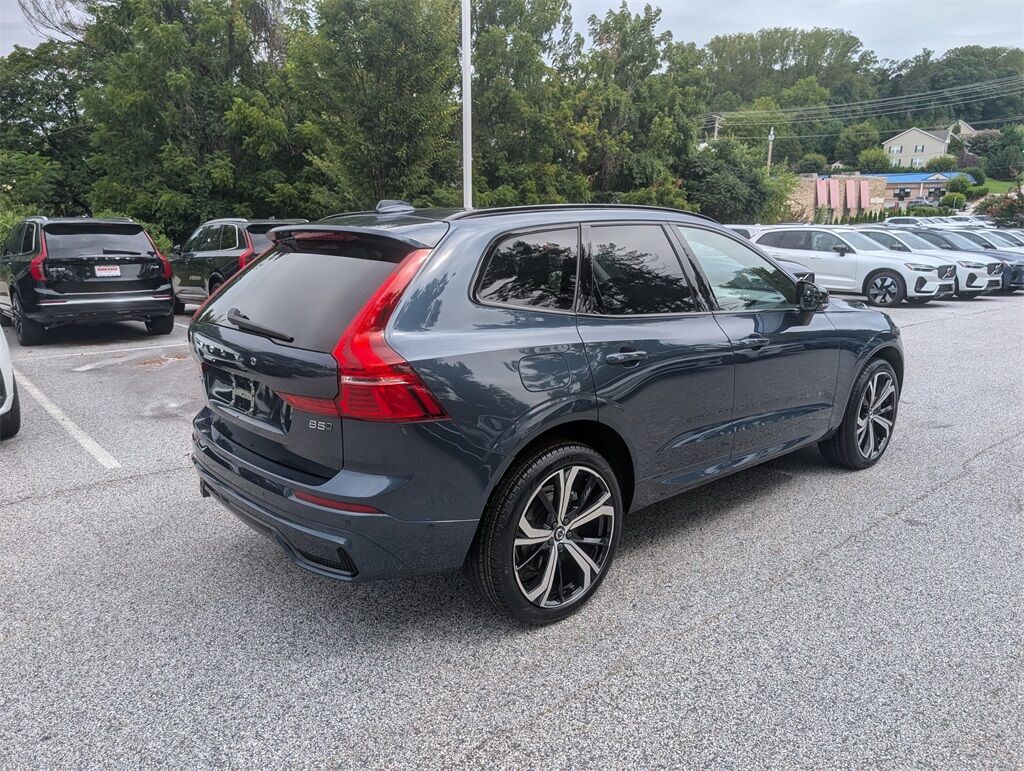 2023 Volvo XC60 B5 Ultimate Dark Theme Cockeysville MD