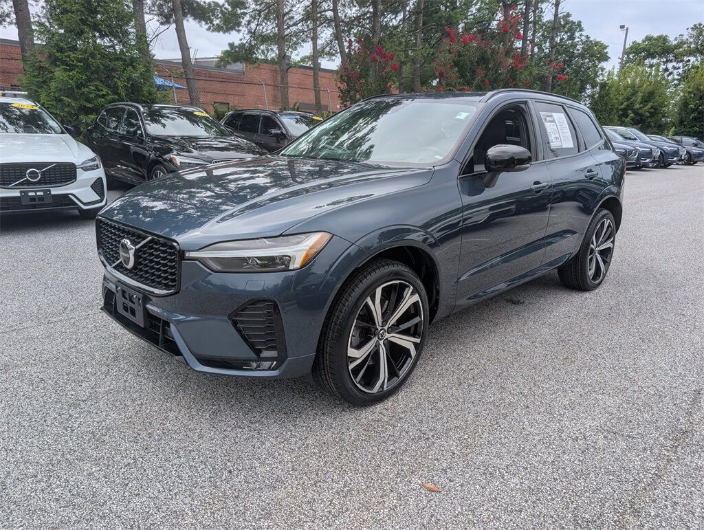 2023 Volvo XC60 B5 Ultimate Dark Theme Cockeysville MD