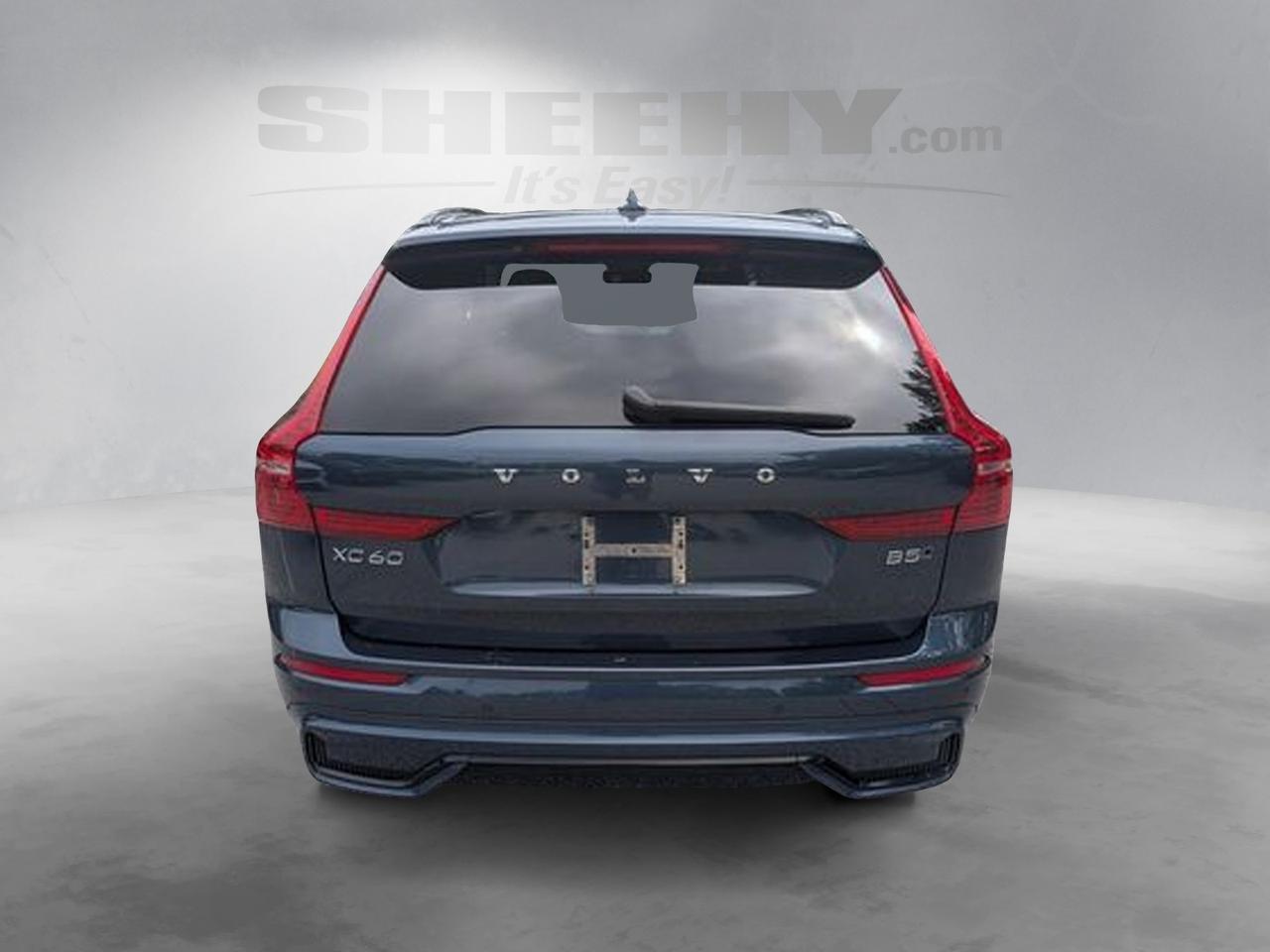 2023 Volvo XC60 B5 Ultimate Dark Theme Cockeysville MD