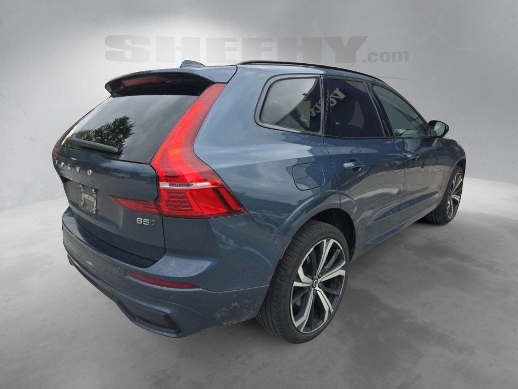 2023 Volvo XC60 B5 Ultimate Dark Theme Hunt Valley MD