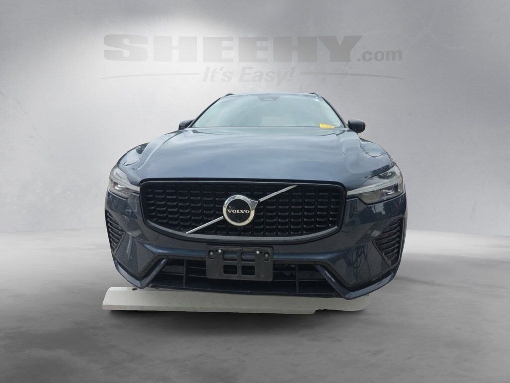 2023 Volvo XC60 B5 Ultimate Dark Theme Hunt Valley MD