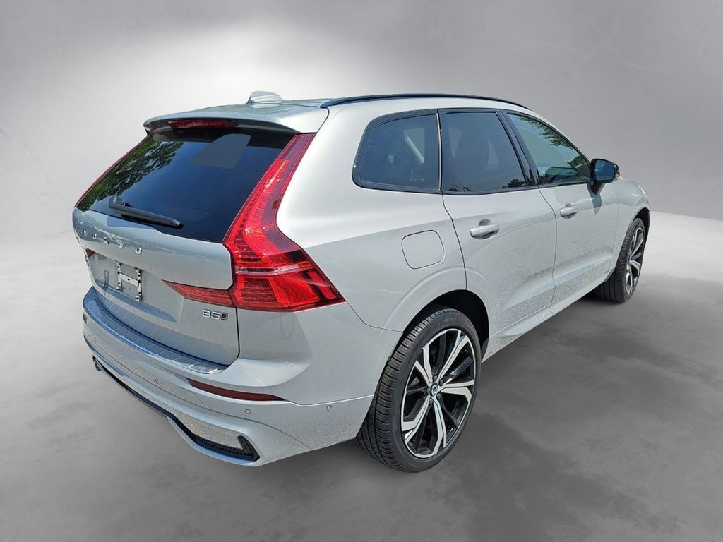 2023 Volvo XC60 B5 Ultimate Dark Theme Hunt Valley MD