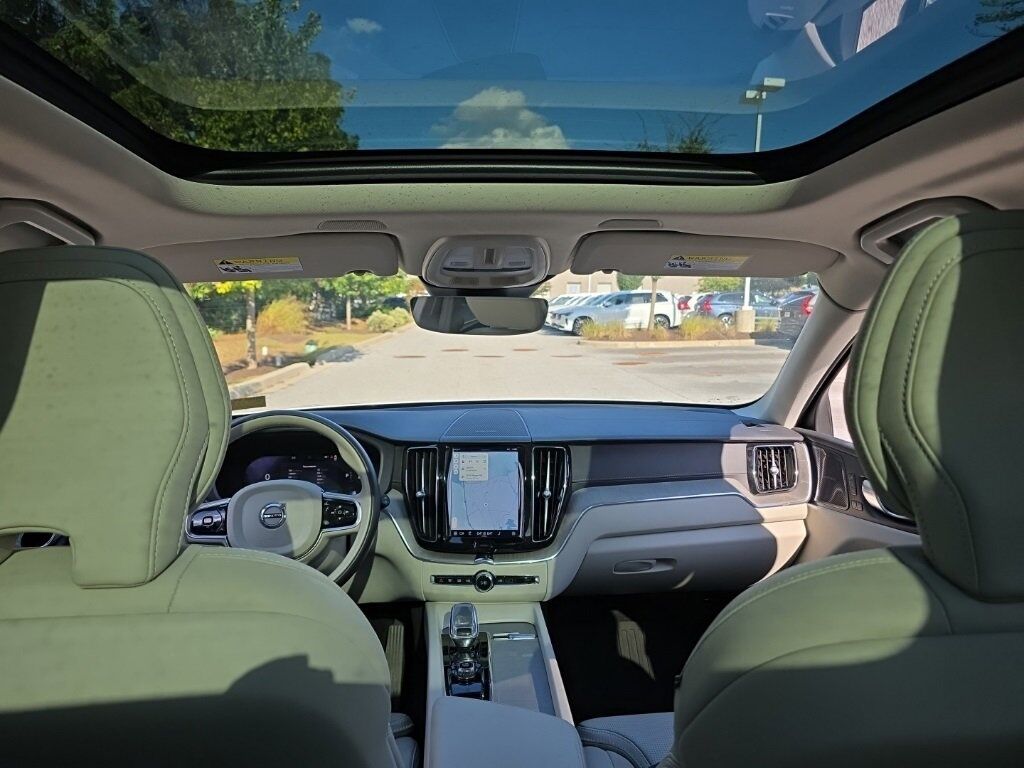 2023 Volvo XC60 B5 Ultimate Dark Theme Hunt Valley MD
