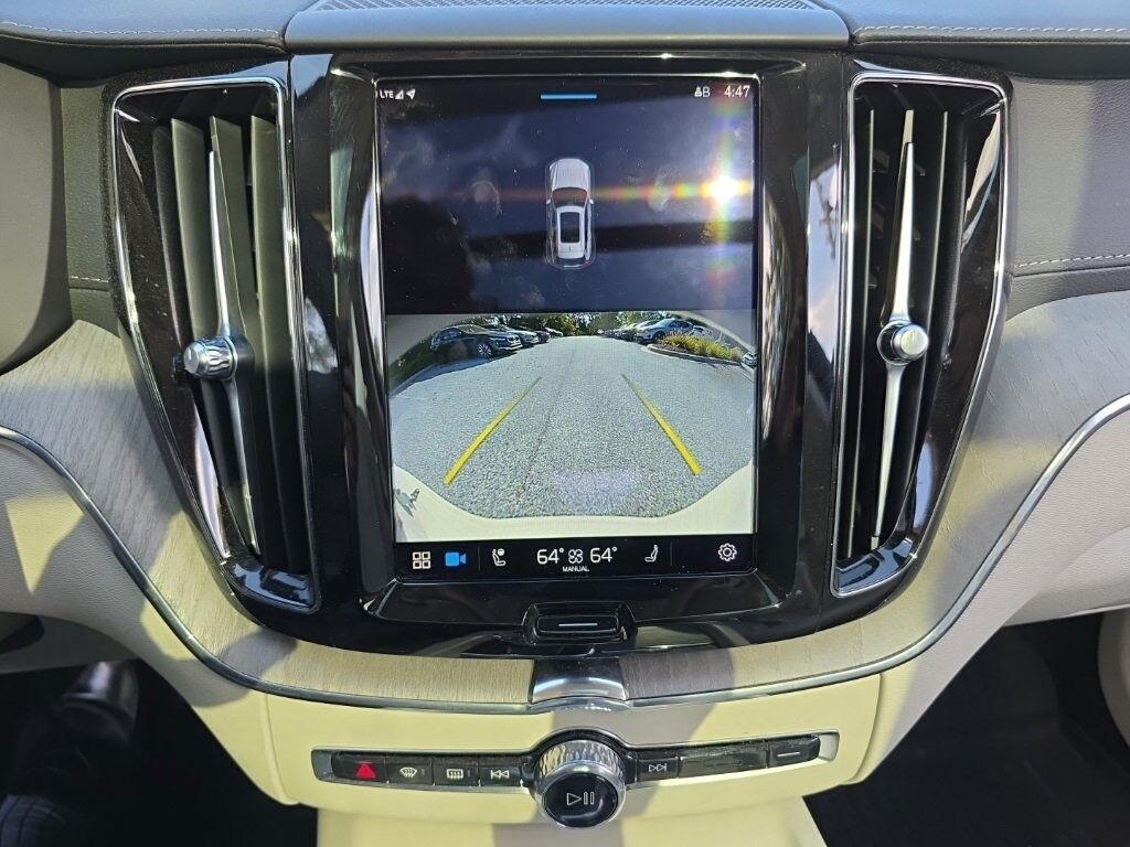 2023 Volvo XC60 B5 Ultimate Dark Theme Hunt Valley MD