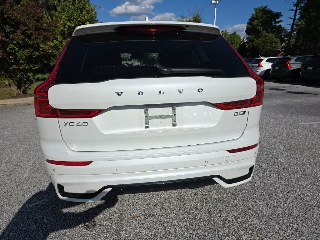 2023 Volvo XC60 B5 Ultimate Dark Theme Hunt Valley MD