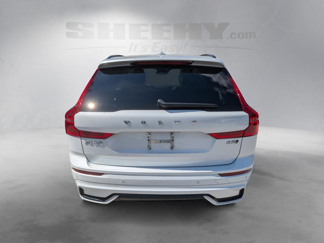 2023 Volvo XC60 B5 Ultimate Dark Theme Hunt Valley MD