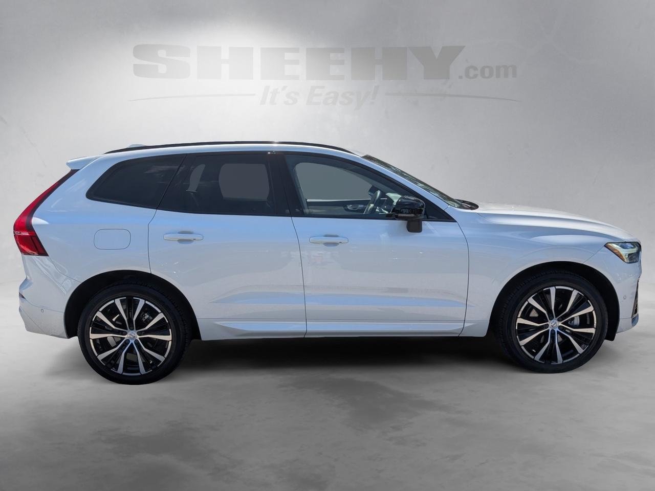 2023 Volvo XC60 B5 Ultimate Dark Theme Hunt Valley MD