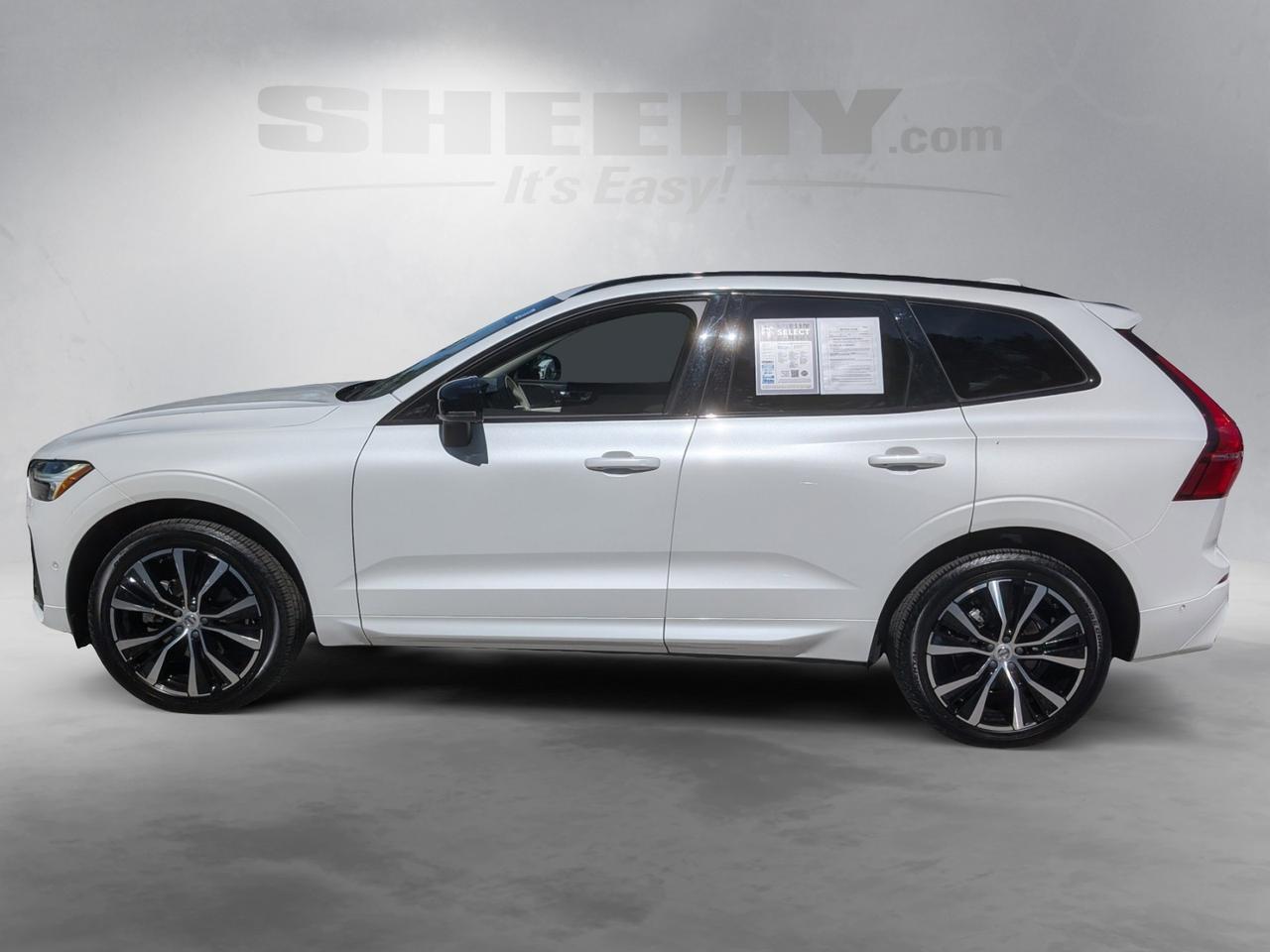2023 Volvo XC60 B5 Ultimate Dark Theme Hunt Valley MD