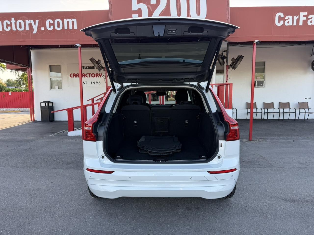 2023 Volvo XC60 Core Hollywood FL