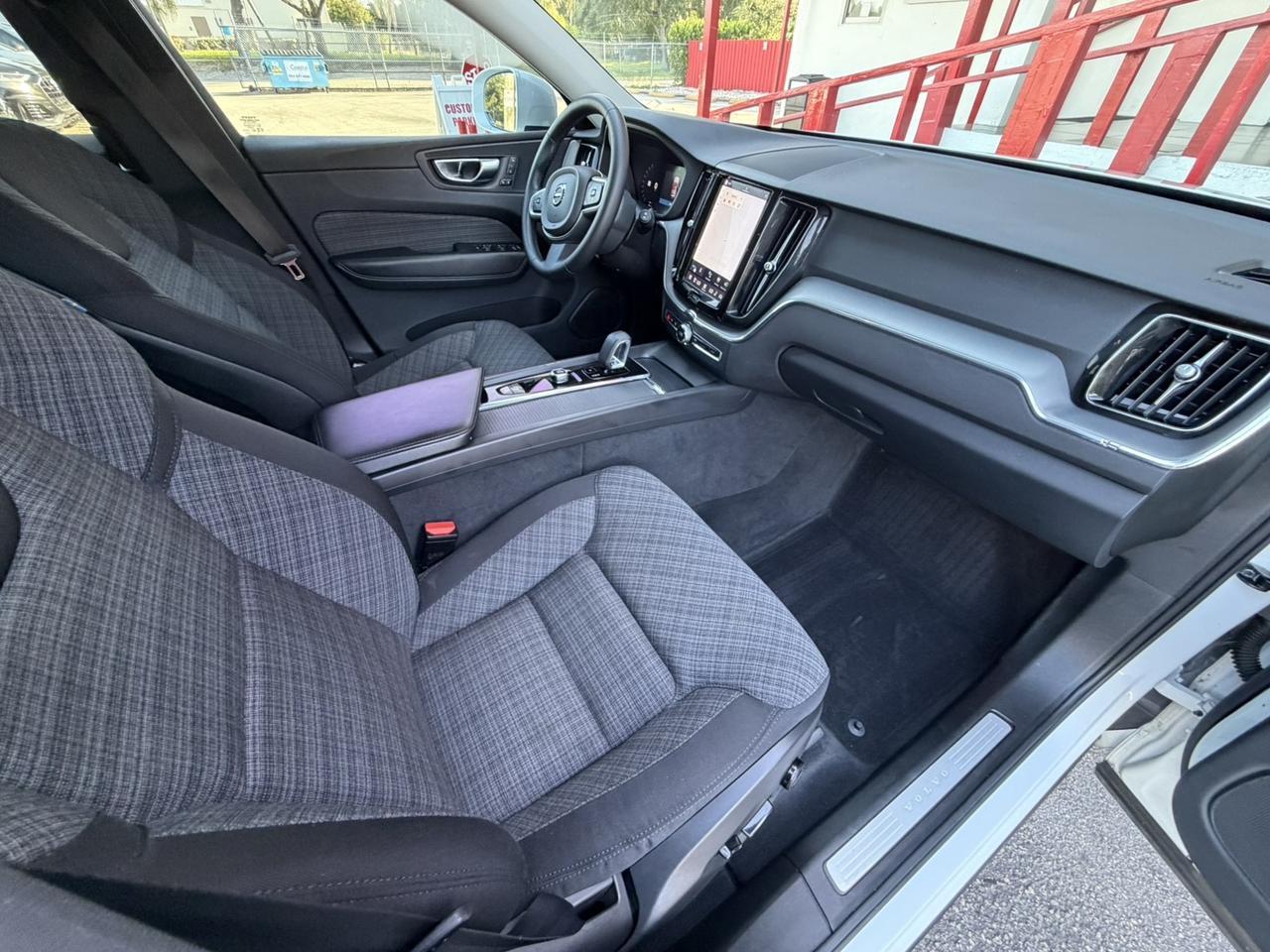 2023 Volvo XC60 Core Hollywood FL
