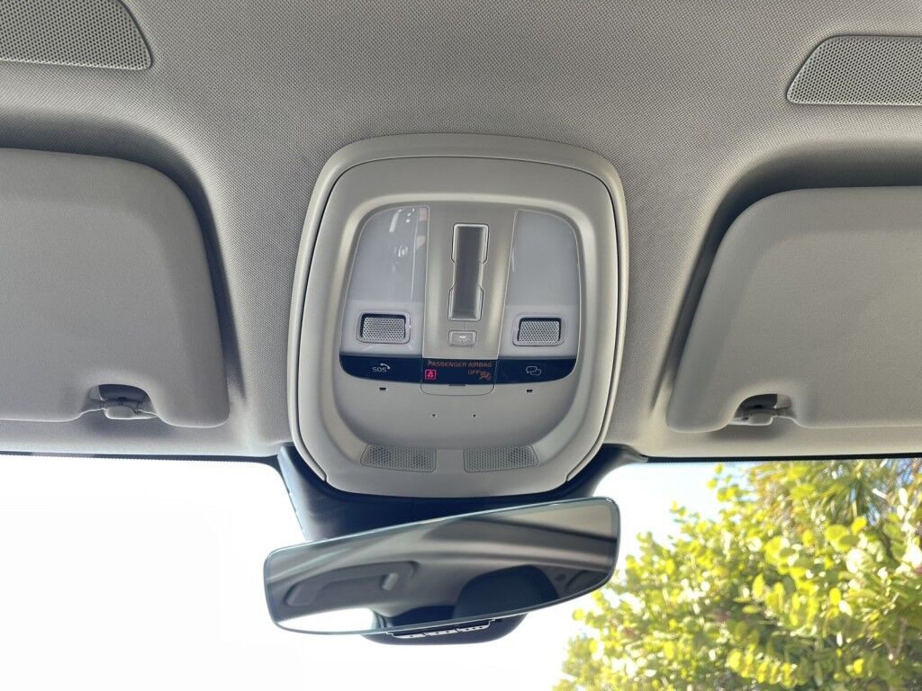 2023 Volvo XC60 PLUS~LEATHER~MOONROOF~20 WHEELS~FACTORY WARRANTY~ONLINE FINANCE AND SHIPPING AVAILABLE!!!! Sarasota FL