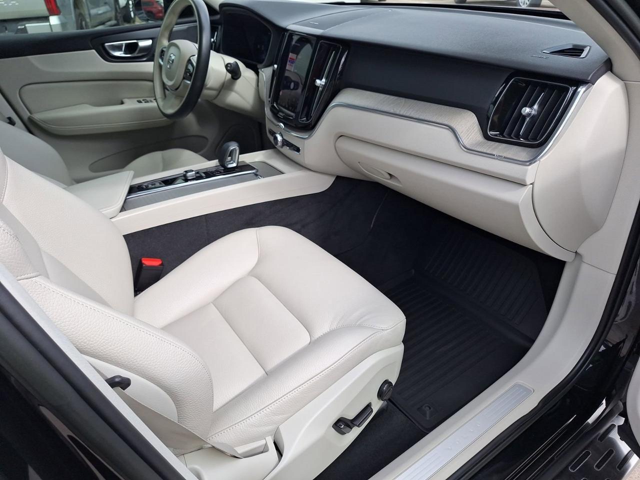 2023 Volvo XC60 Plus Bright Theme Hurst TX