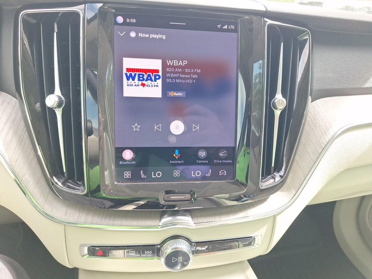 2023 Volvo XC60 Plus Bright Theme Hurst TX