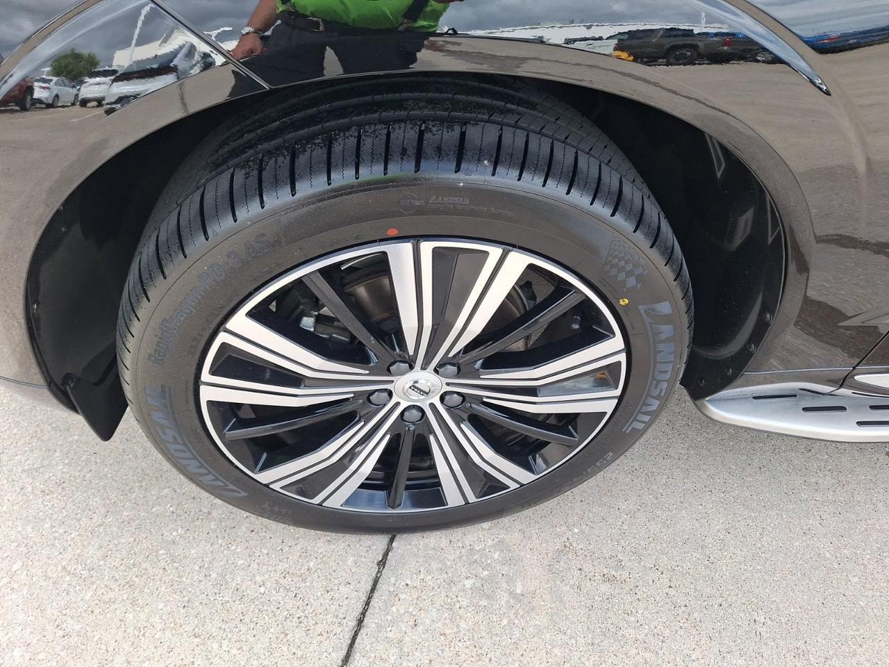 2023 Volvo XC60 Plus Bright Theme Hurst TX