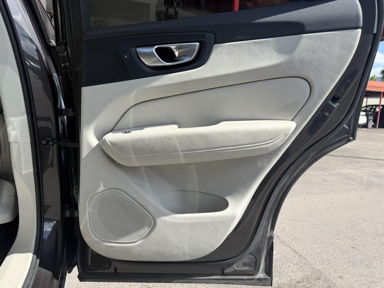 2023 Volvo XC60 Plus Bright Theme Hollywood FL