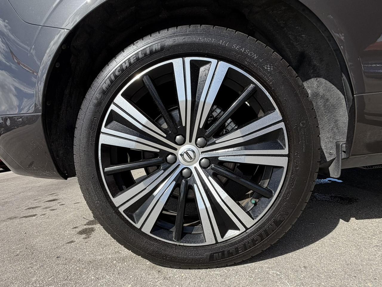 2023 Volvo XC60 Plus Bright Theme Hollywood FL