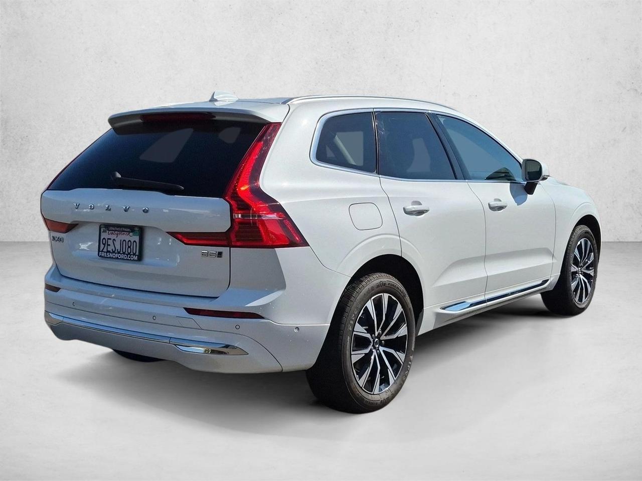 2023 Volvo XC60 Plus Bright Theme Roseville CA